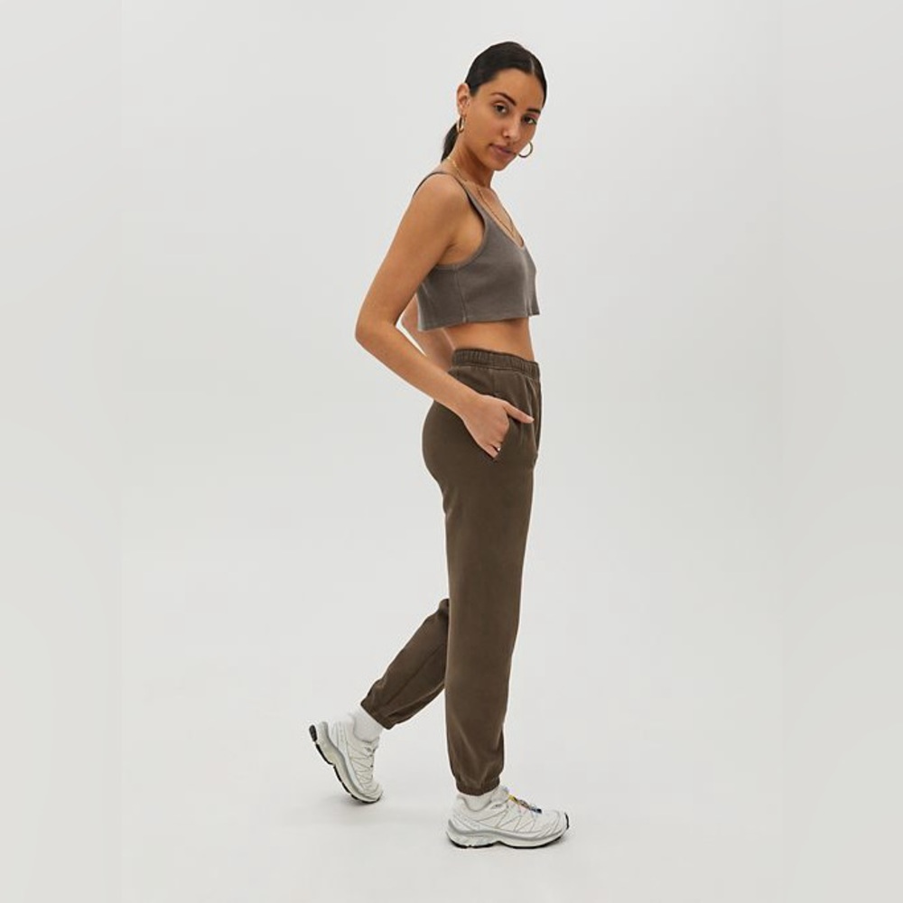 TNA Cozy Fleece Boyfriend Basic Sweatpant - Khaki Beige - Picture 4 of 14